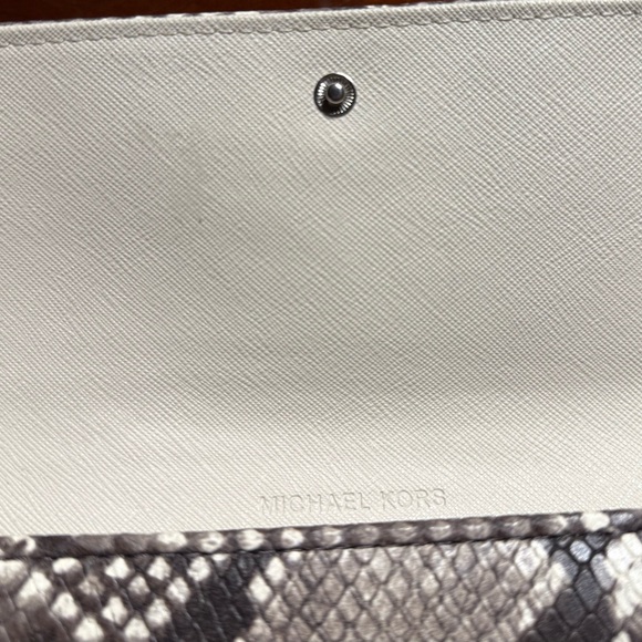 EUC Michael Kors Python Wallet - Picture 4 of 7